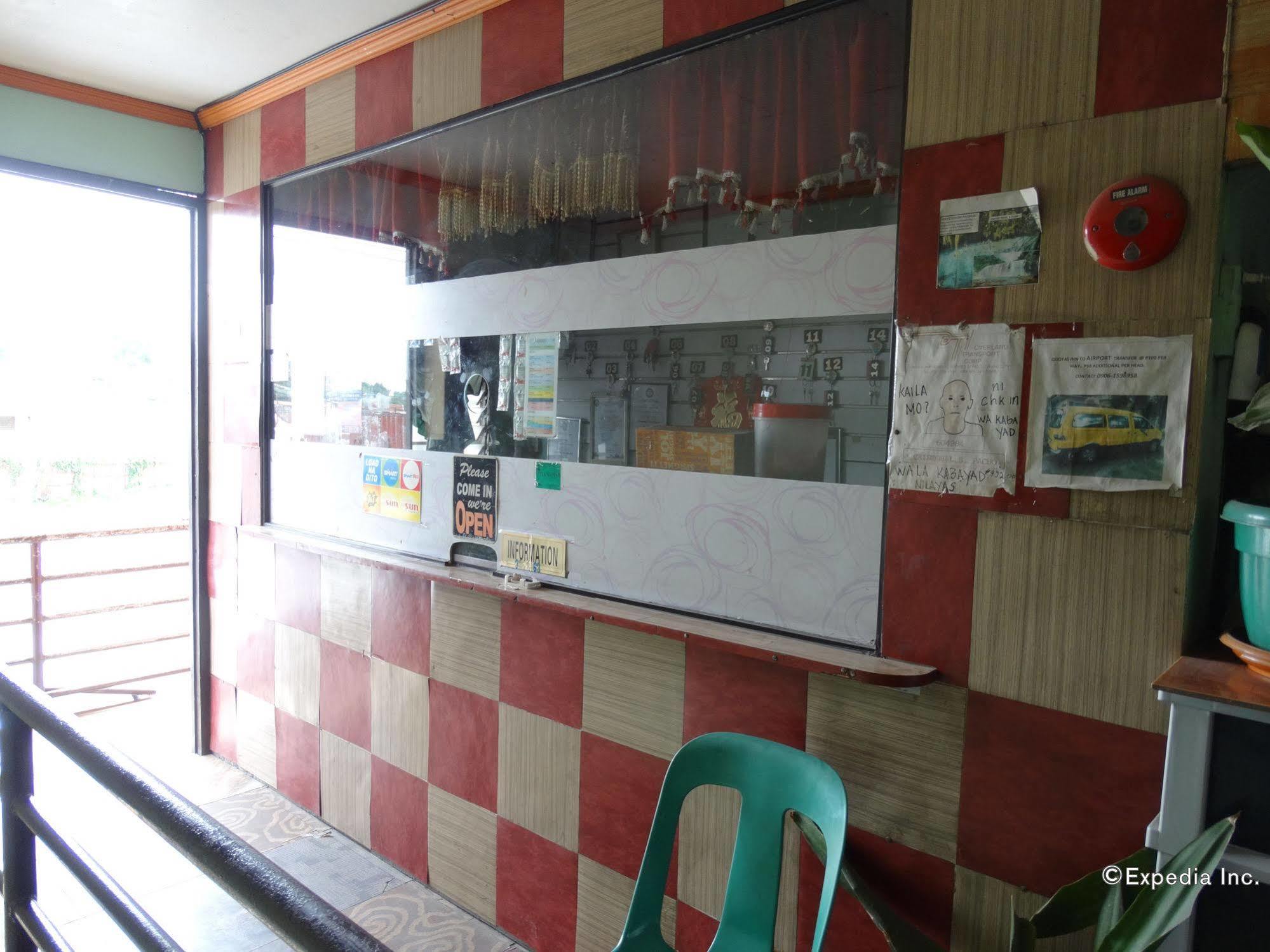 Quoyas Inn Davao Stadt Exterior foto